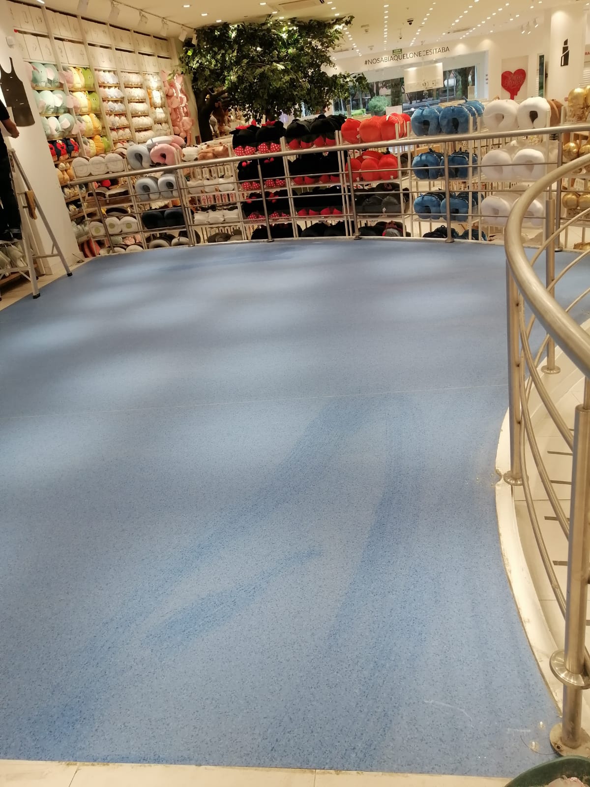 Área completada — MINISO — Calle 93 — APLOSS